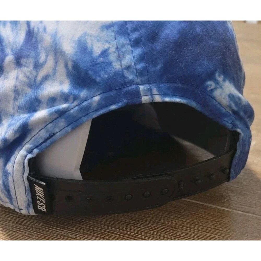 Nike SB Youth Hat Blue Tie Dye Flat Bill Snapback Cap Skateboard Skating